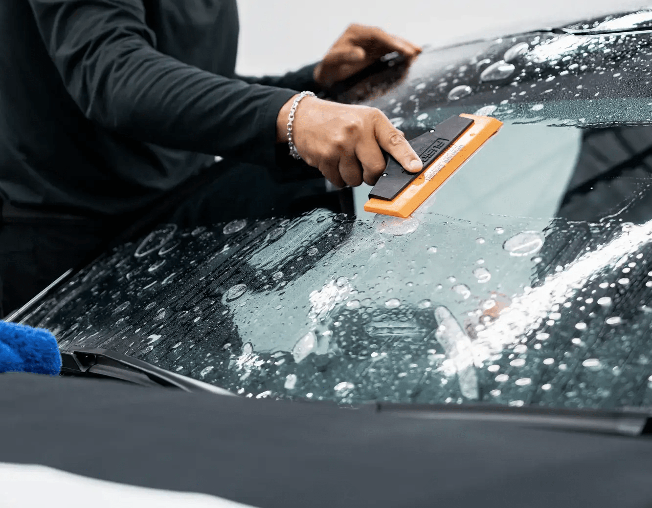 Windshield-Protection-Film-Best-Practices-37-png
